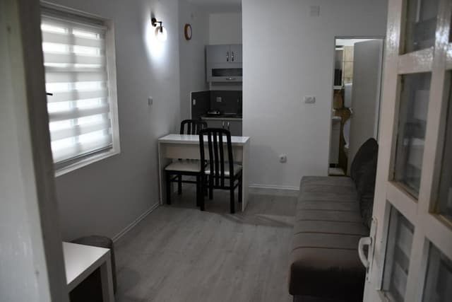 Apartman u Kući - Image 4
